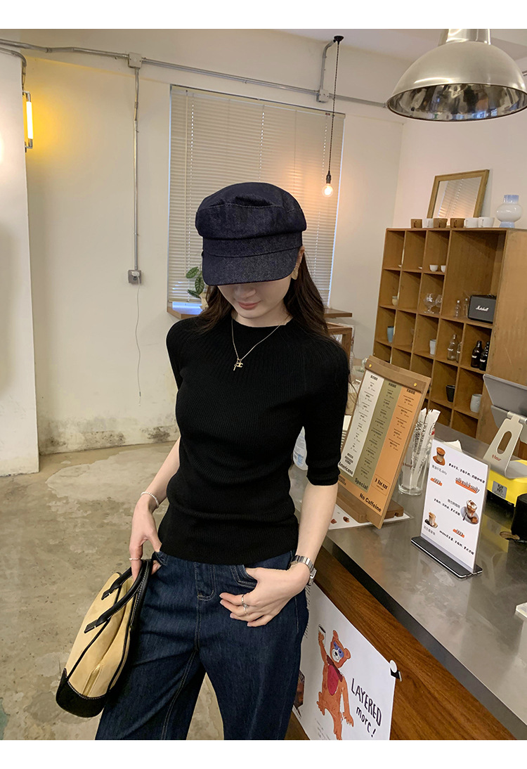 This Korean high-end, super good-looking off-the-shoulder, mid-sleeved knitted sweater is a new slimming top for women in Spring/Summer 2025 pic 25