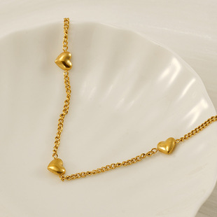 Cross-border 18K gold shell round stainless steel letter necklace, fashionable European and American titanium steel ring 26-letter pendant for women pic 5