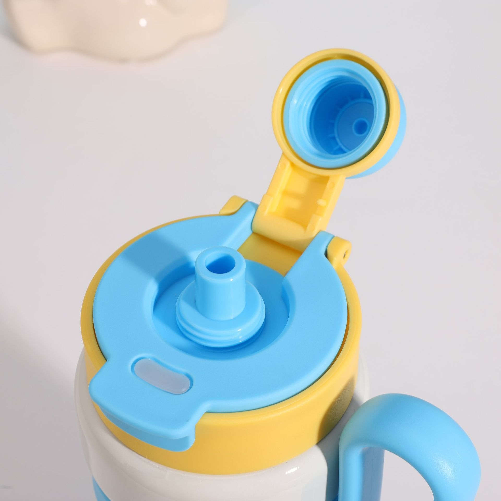 316 stainless steel insulated cup, portable shoulder strap, handle cup, high appearance level, cartoon large capacity, with straw, double drinking cup pic 10