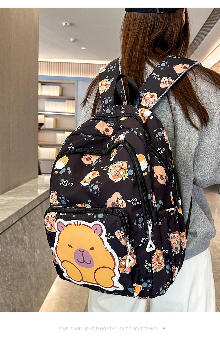 可爱印花卡通大容量卡皮巴拉书包时尚男孩女童学生轻便百搭双肩包详情21