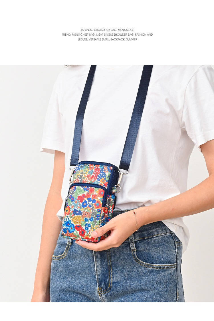 中年妈妈手机包手腕斜挎迷你小包包夏天百搭帆布包竖款零钱包便携详情23