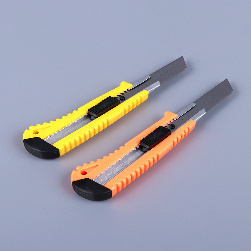 Bagged plastic push utility knife, multi-purpose convenient wallpaper cutting knife, office art stationery unboxing paper cutting knife pic 14