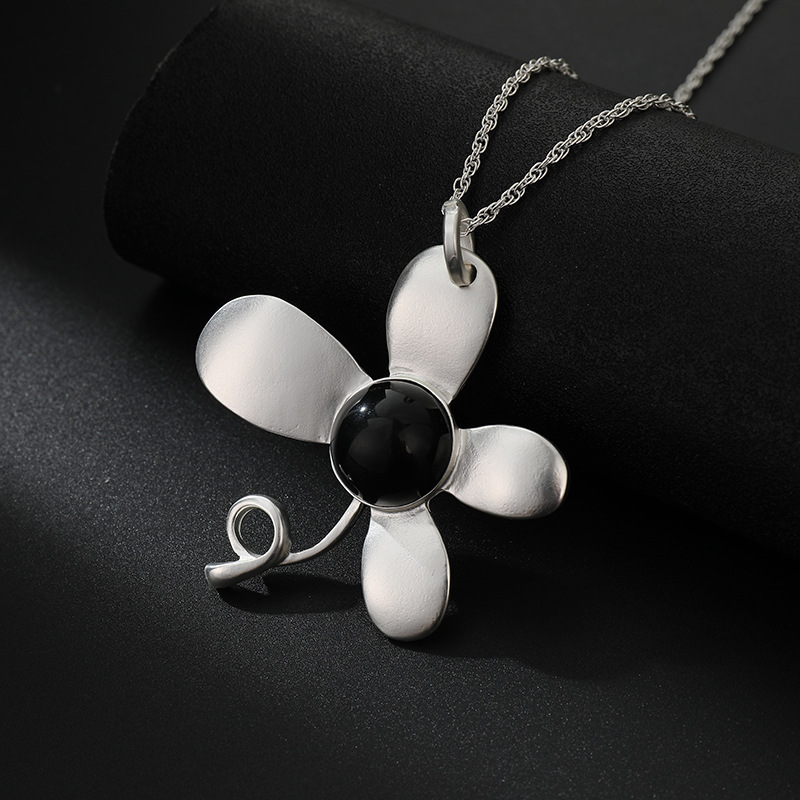 新款跨境专供亚马逊长项链时尚简约花朵几何金属吊坠女百搭毛衣链详情10