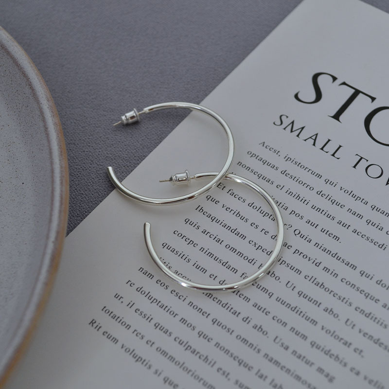 日韩小众设计黄铜镀银简约大方光面几何C字925银针圆圈耳钉耳饰详情5