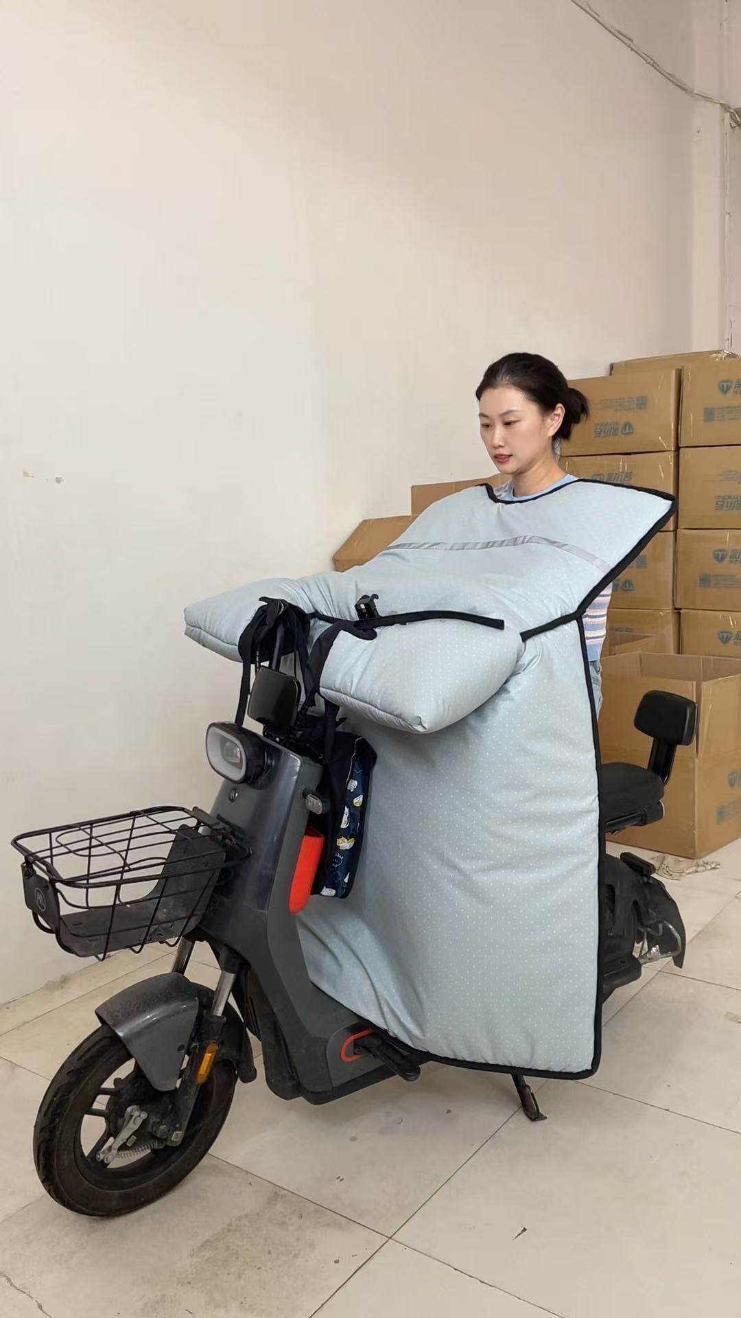 挡风被电动车冬季加绒加厚全包斗篷式电瓶摩托车防风防水加厚保暖详情6