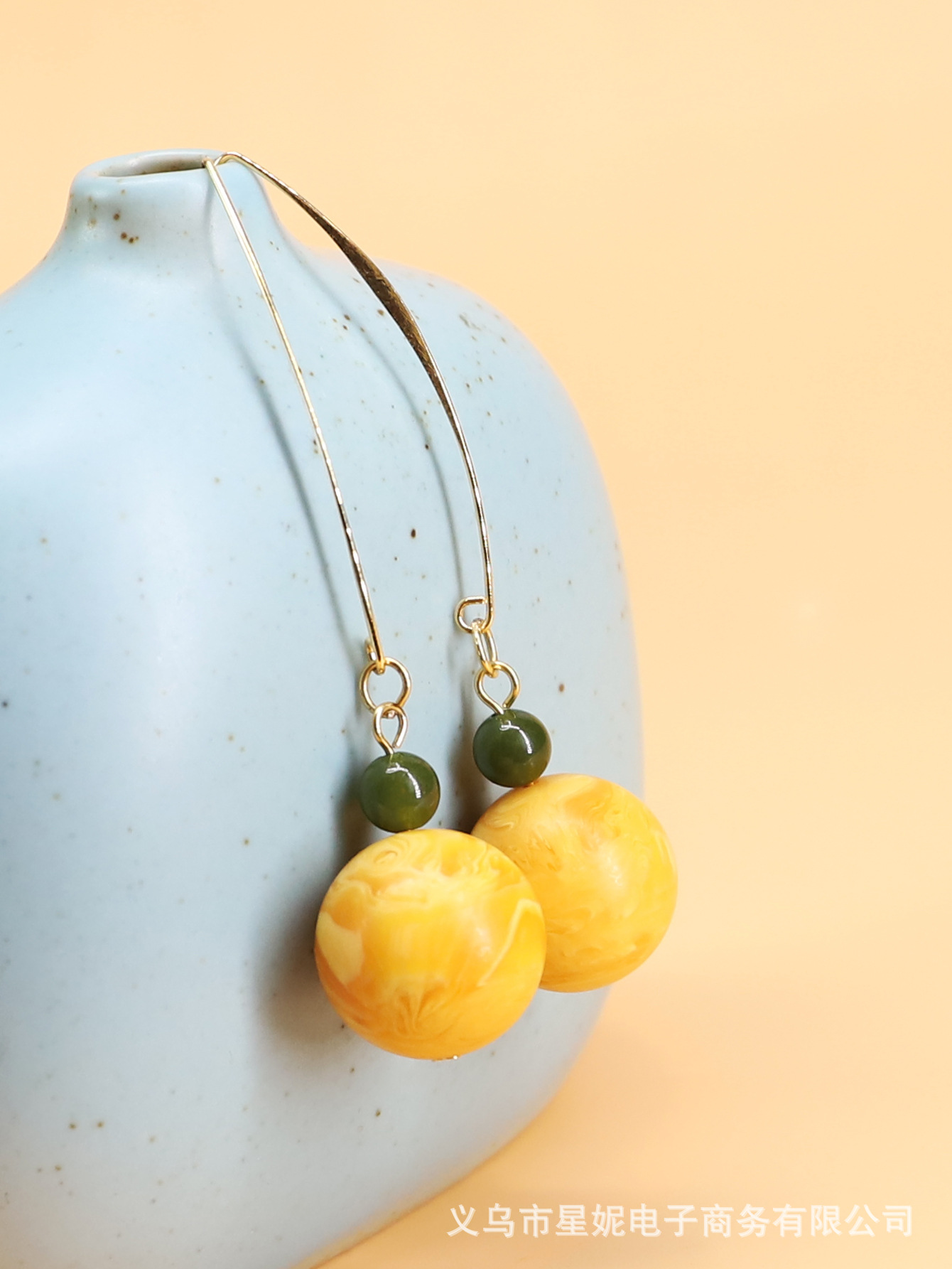 Trendy and personalized beeswax balls, Dongling jade ear hook long creative long hook earrings, ethnic style accessories, female Internet celebrity charm pic 10