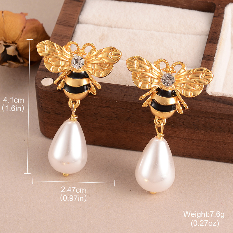 Pearl bee tassel earrings, retro court style, high-end stud earrings, elegant and niche earrings, light luxury and individual wholesale pic 20