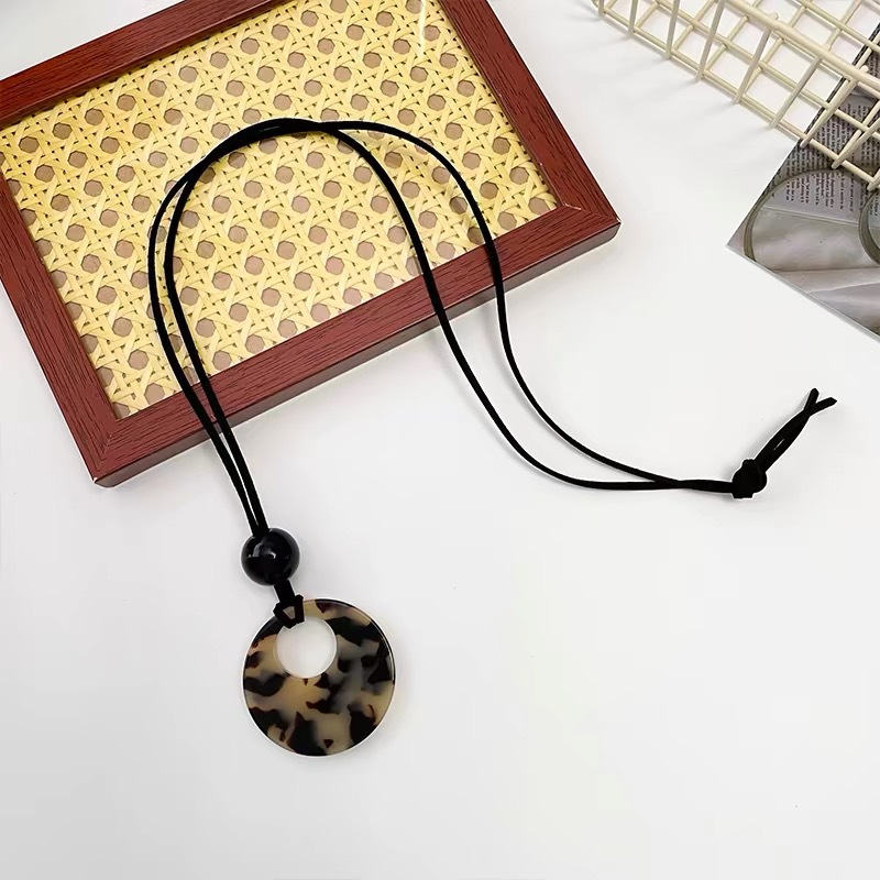 韩国博主同款不规则几何爱心吊坠项链抽拉可调节毛衣链小众时尚详情14