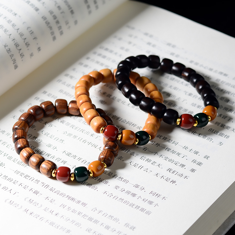 Wholesale of live-streaming promotion products: Green sandalwood, black rosewood, purple sandalwood, bamboo joint Barbie sandalwood luminous perpetual night running ring bracelet pic 22