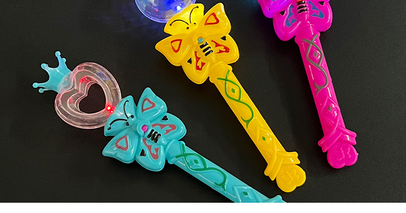 Small glowing swan, projection magic wand, little swan, flashing wand, magic wand, street stall selling hot toys wholesale pic 15