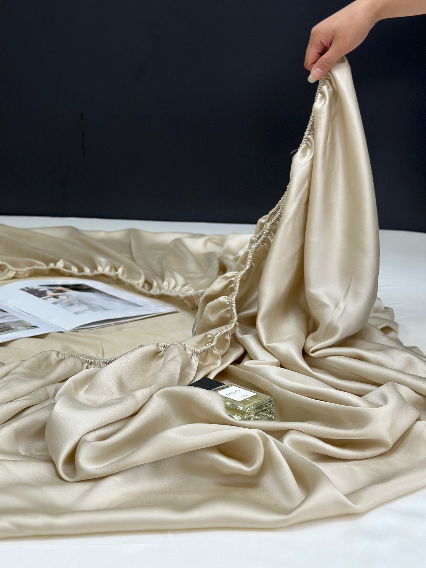 Tencel quilt cover bed cover, single piece, simple and cool summer ice silk bed sheet, suitable for sleeping naked, tatami dust cover pic 128