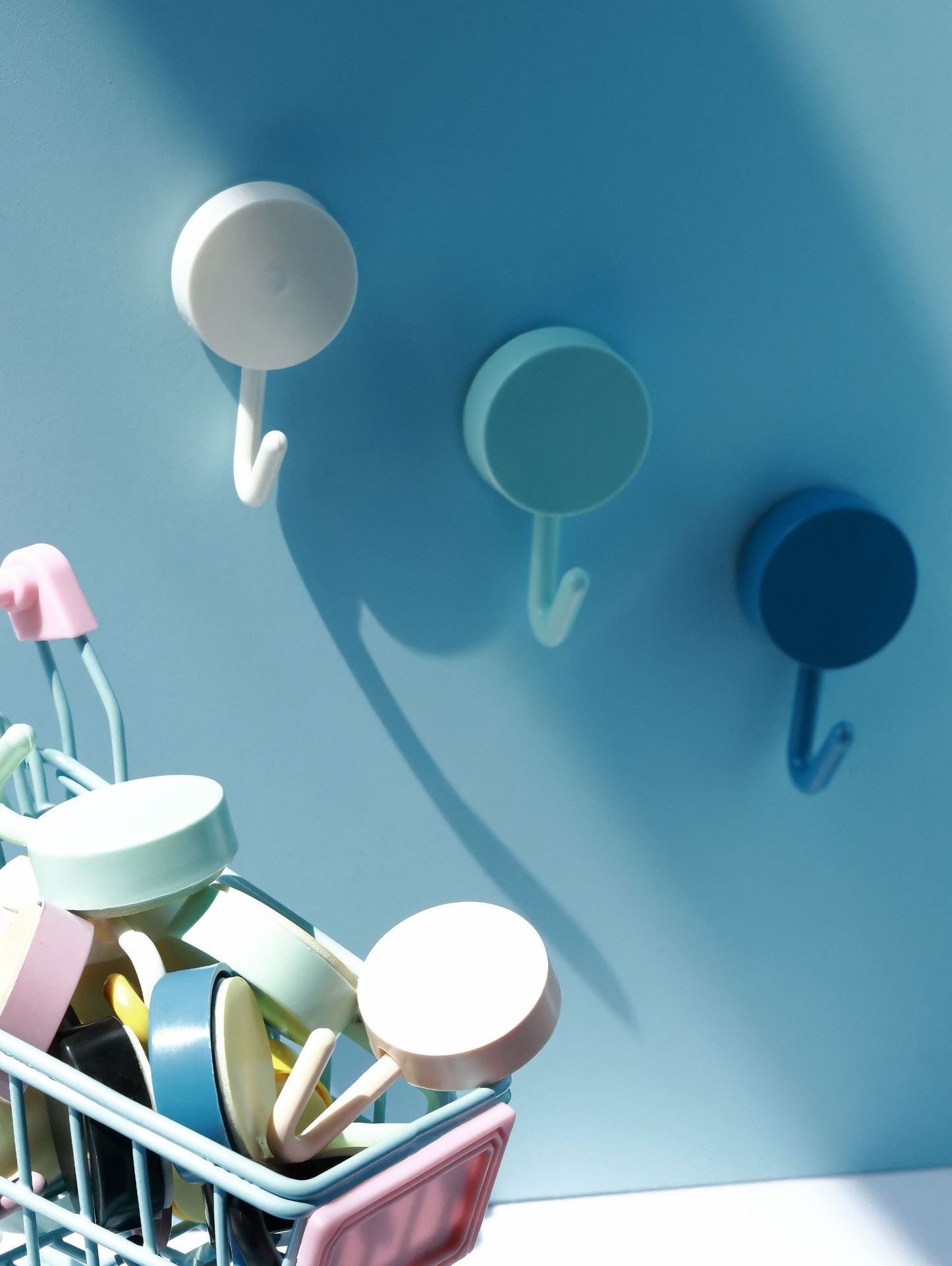 马卡龙挂钩无痕可爱粘钩塑料北欧钩子厨房浴室彩色免打孔挂衣钩详情11