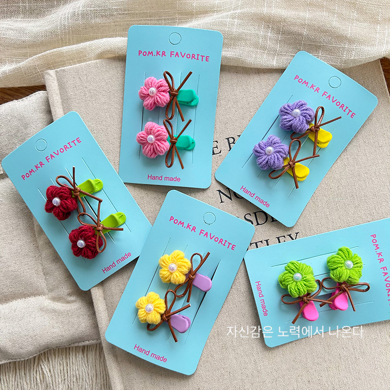 A new Korean knitted sweater, fashionable and cute, colorful flower bow clip, bangs clip, and a pair of broken hair clips for girls pic 7