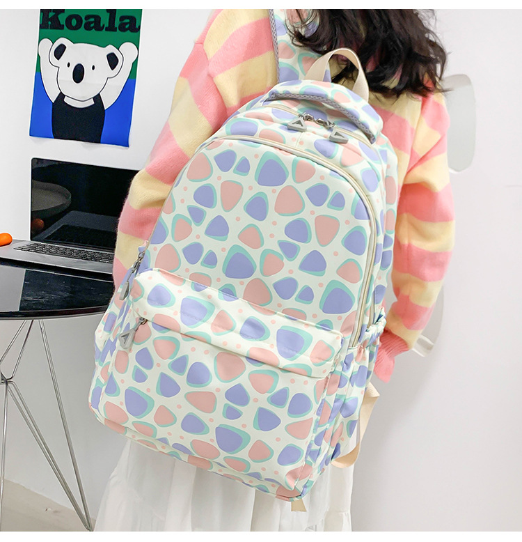 Wholesale of lightweight schoolbags for girls in primary and secondary schools, large-capacity bags for students in grades 3 to 6 on campus, and backpacks for girls pic 35