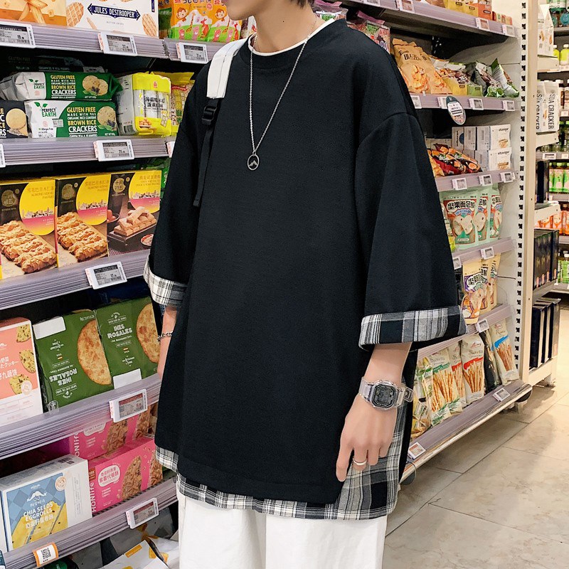 This is a new summer fashion Hong Kong brand ice silk T-shirt with a checkered patchwork design and a unique three-quarter sleeve style pic 10