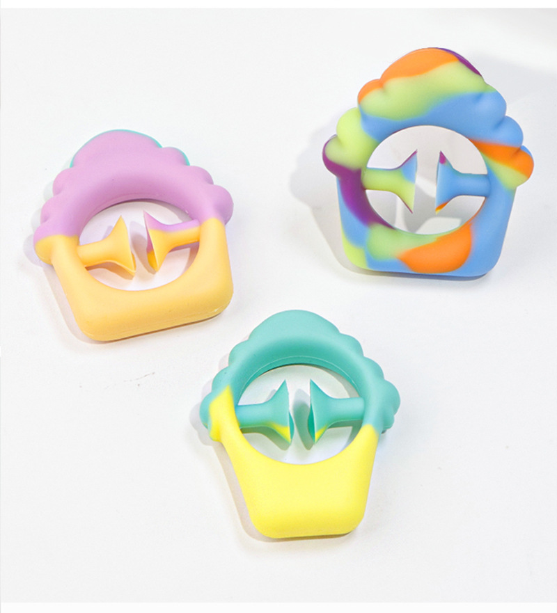 跨境新款硅胶吸盘握力器手指按压康复健身器材儿童解压拉力训练器小摆件详情14