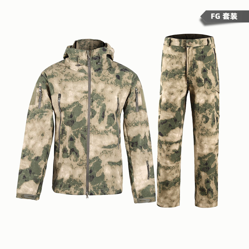 Yitu Tactical Sports Shark Skin Waterproof Soft Shell Down Jacket and Pants Alpha Green Warm Fleece Camouflage Down Jacket Set pic 23