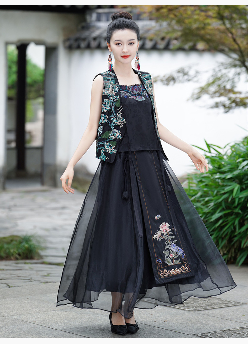 Ethnic style, new Chinese-style national trend, Tencel elastic waist, large swing skirt, long skirt, embroidered flower horse face skirt, A-line skirt pic 3