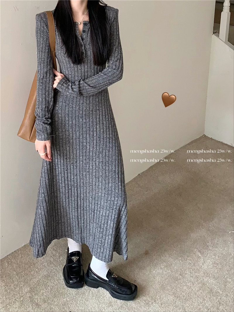 Retro, simple and versatile knitted long-sleeved dress for women, spring waist-cinching and slimming A-line dress, new autumn and winter base long dress pic 44