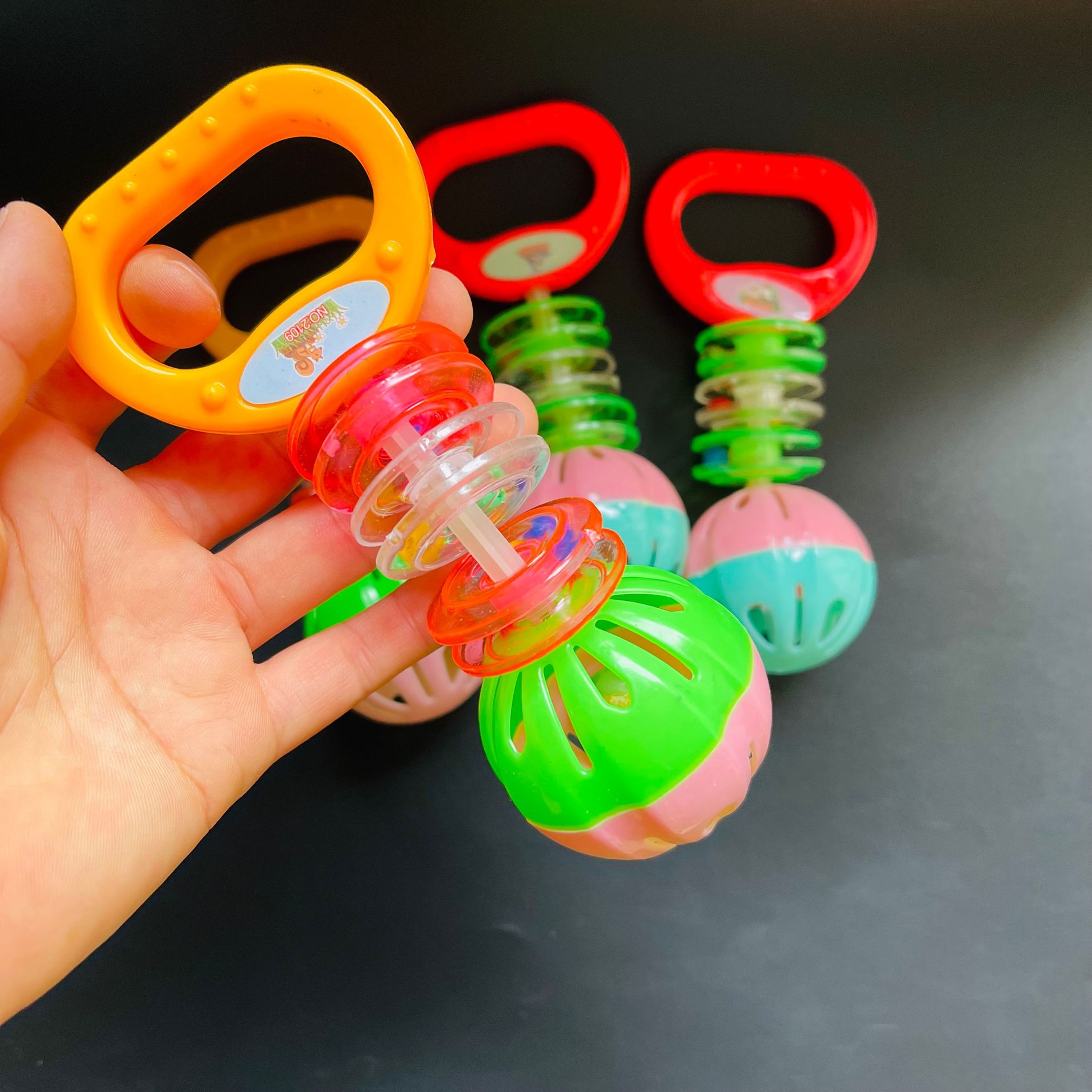 【 Zone 3-7 】2109 Rattle 720 per piece, new hand-cranked rattle toy for boys and girls, hand-held stick rattle educational toy, wholesale 1 yuan pic 6