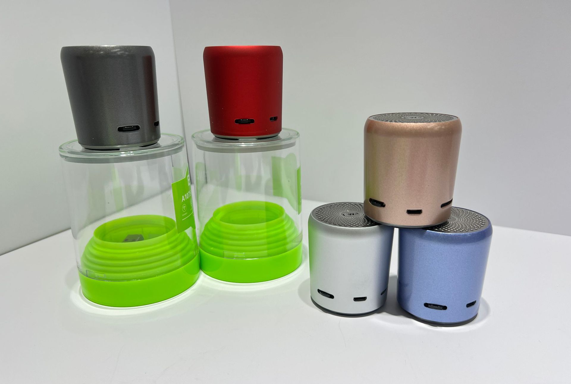 EWA-A107S Mini Outdoor portable TWS waterproof subwoofer Bluetooth speaker factory direct sales pic 20