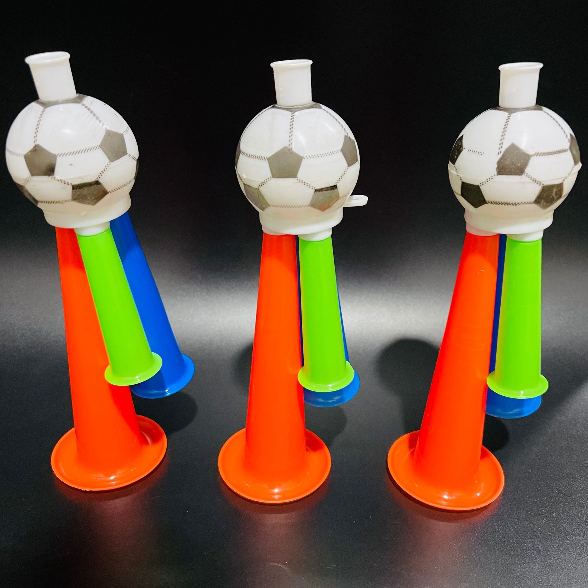 【 Zone 3-7 】2008-2 medium-sized speaker 480 yuan per piece, football cheering toy, football speaker, concert speaker, fan speaker, sports meeting speaker, 1 yuan or 2 yuan wholesale pic 3