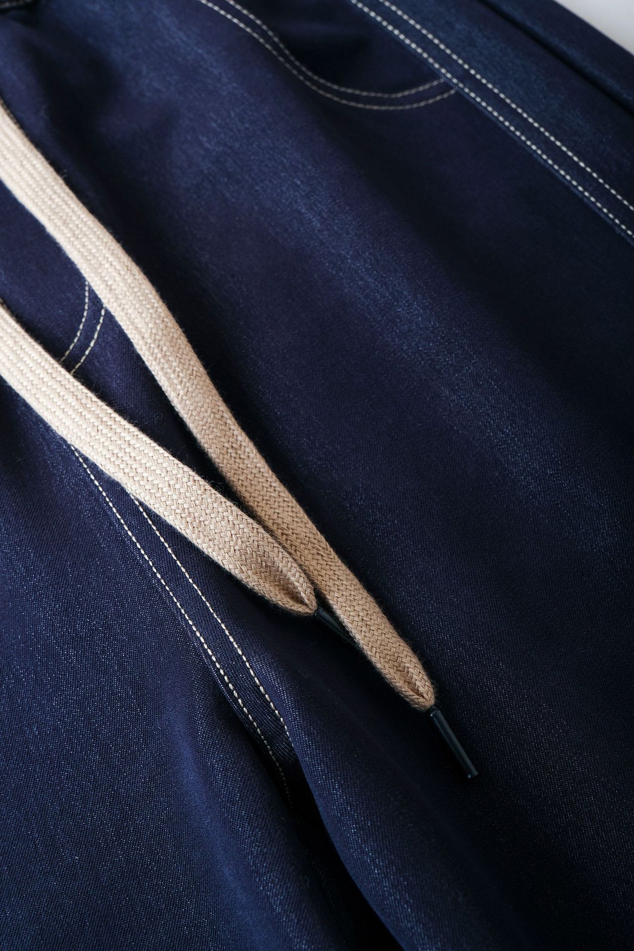 Slim and flattering ~ Casual retro wide-leg jeans for women in early spring, loose and slimming, straight-leg pants with a drawstring effect pic 15