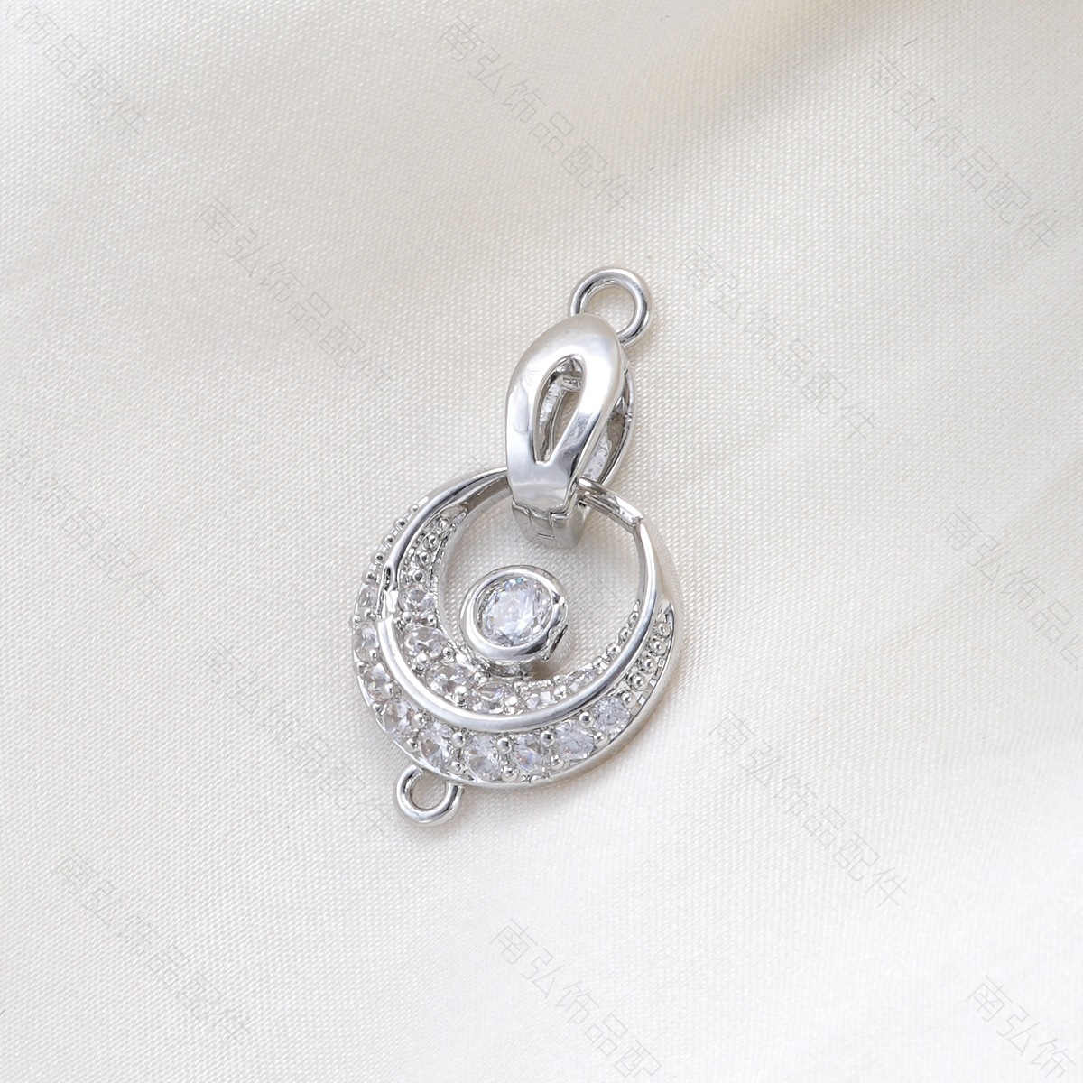 Copper-plated 18k gold color-preserving micro-inlaid zirconium crescent-shaped pendant, connecting buckle, bracelet, necklace clasp, DIY jewelry accessories pic 9