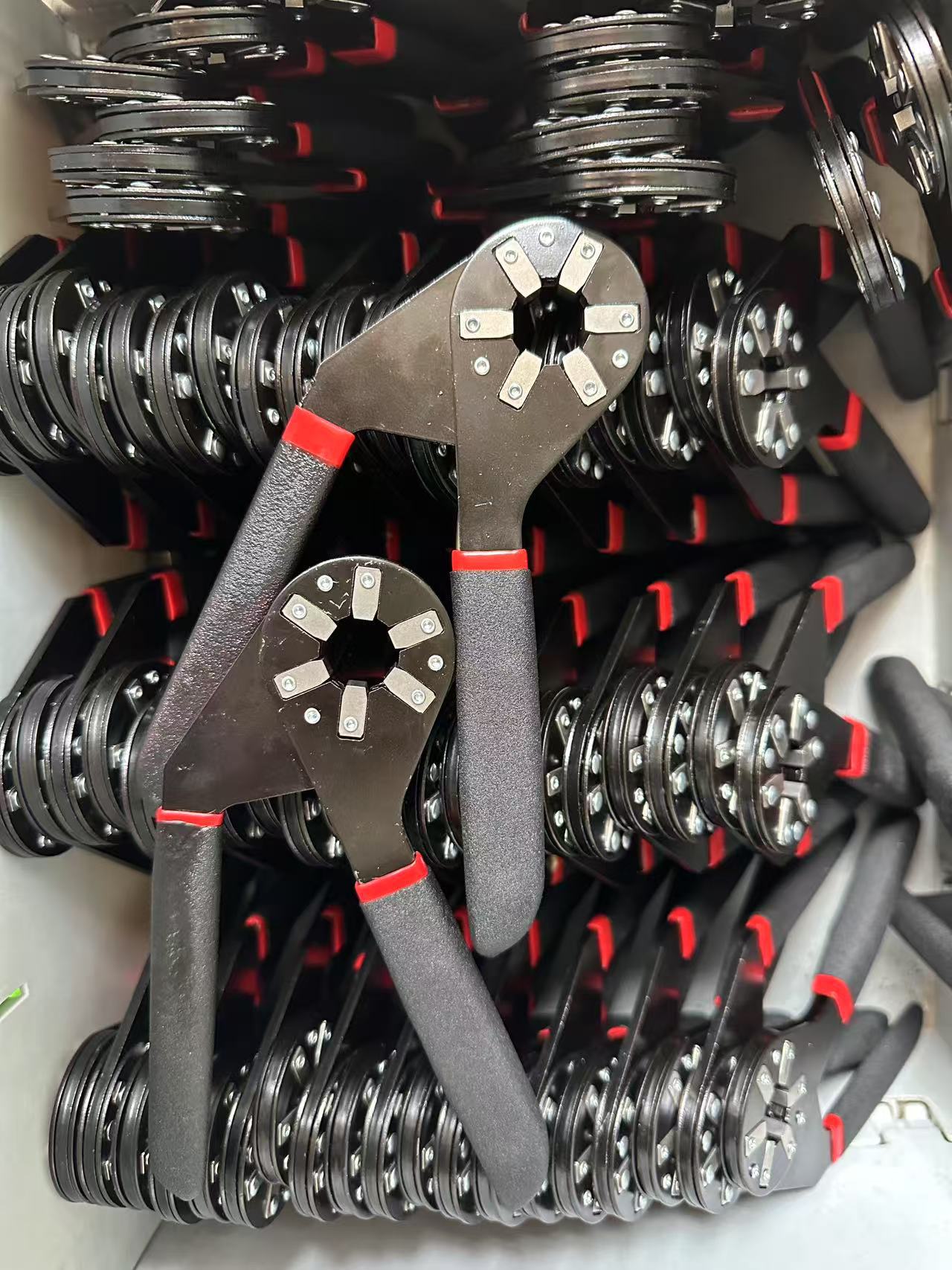 Factory direct supply of multi-functional wrenches, hexagon socket wrenches, multi-functional Amazon multi-corner wrenches pic 1