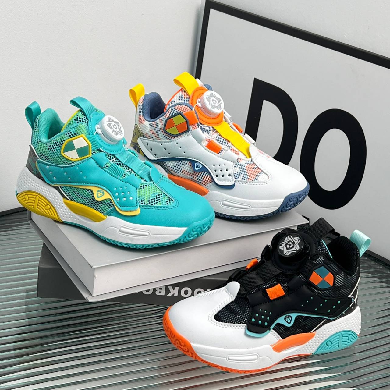 中大童运动鞋2024全新款春秋款男女童旋转纽扣潮流篮球鞋时尚百搭详情1