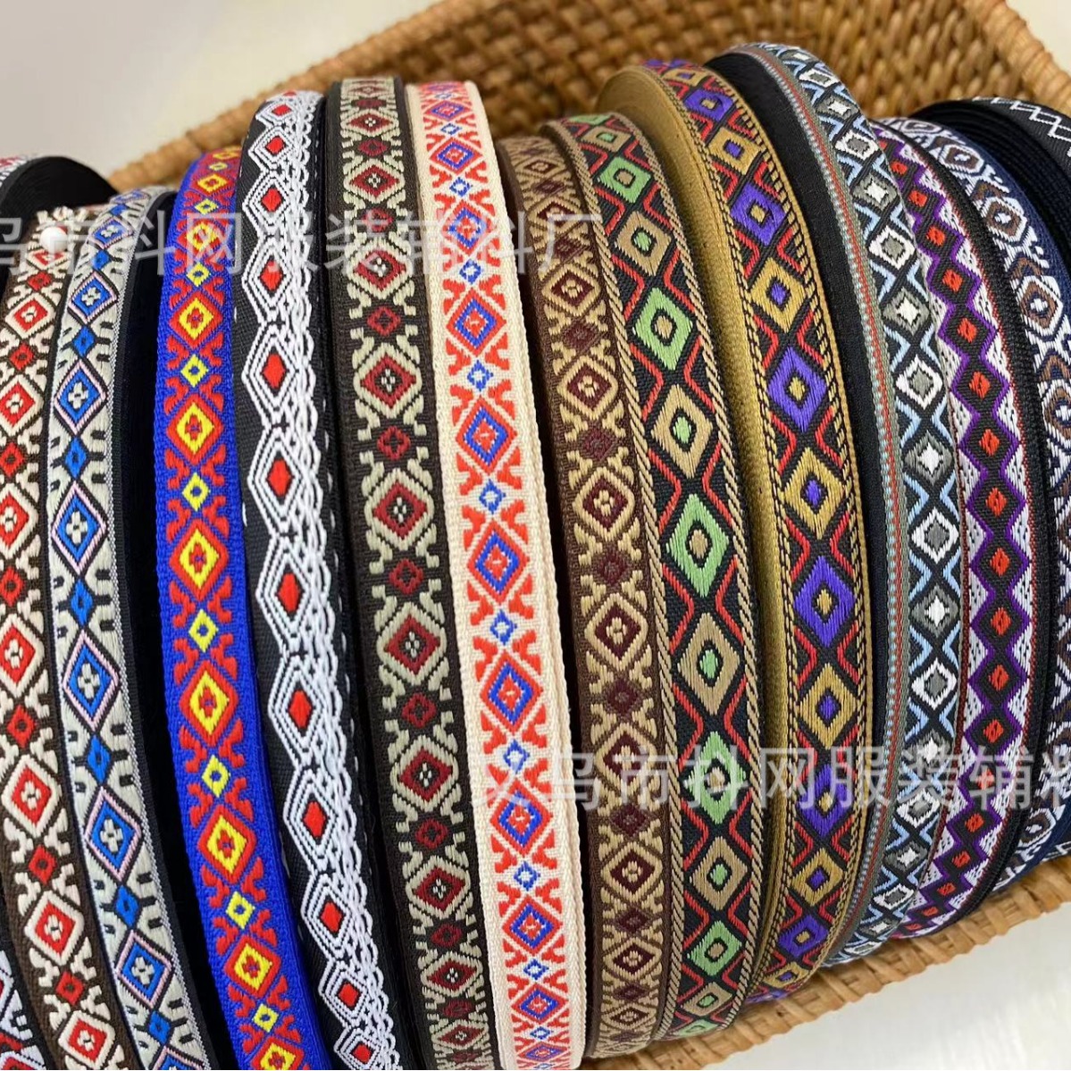 1.0--1.3cm多款式民族风复古提花刺绣织带民族演出服装服饰辅料详情3