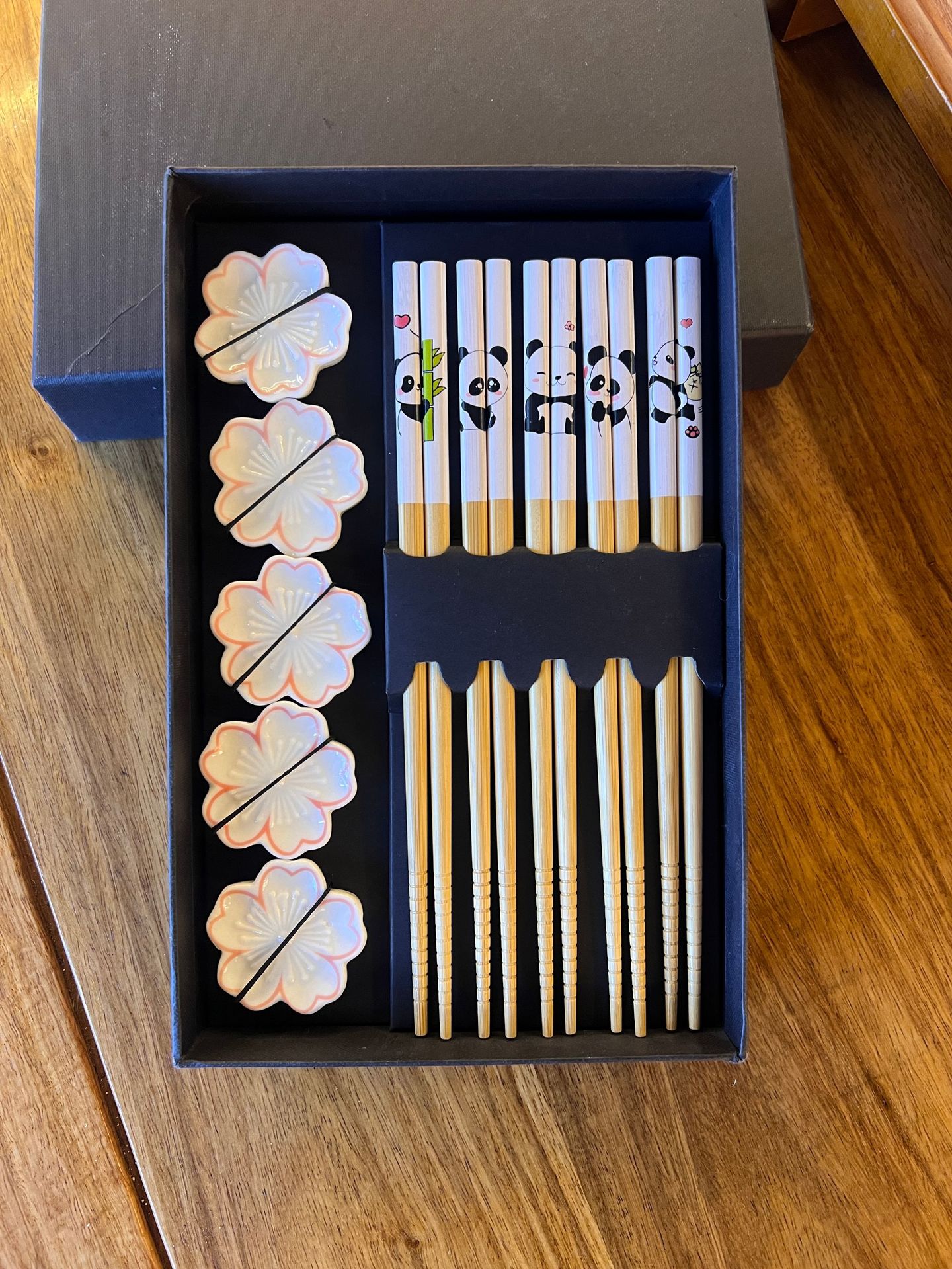 Five Blessings Panda Cherry Blossom Chopstick Holder New five-pair Gift box, tableware, daily necessities wholesale, gift-giving, practical household items pic 4