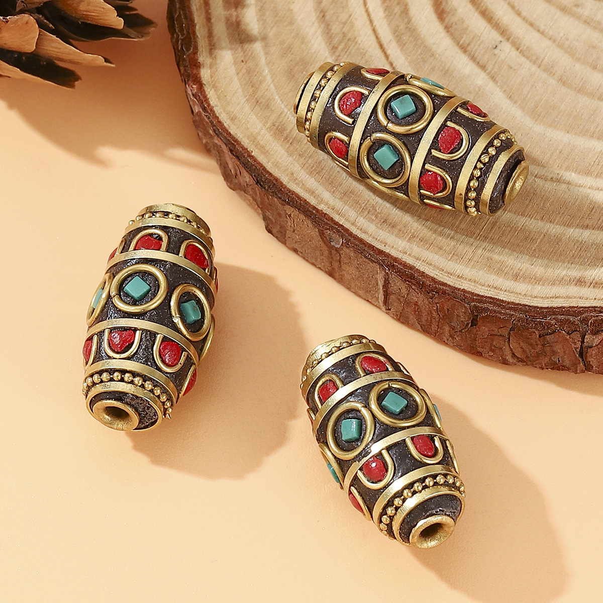 Tibetan-style Nepalese retro inlaid bead brass red stone blue turquoise bucket bead DIY jewelry accessories pic 1