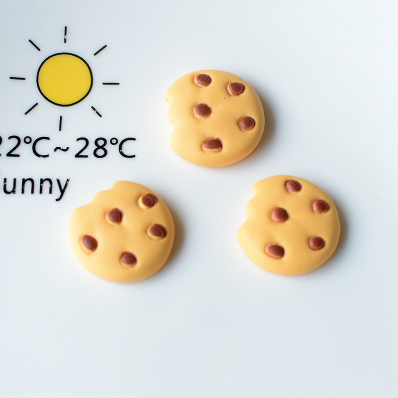 Wholesale of simulated corn bread, cookies, popsicles, resin accessories, crocs, food toys, diy materials, pj1137 pic 15