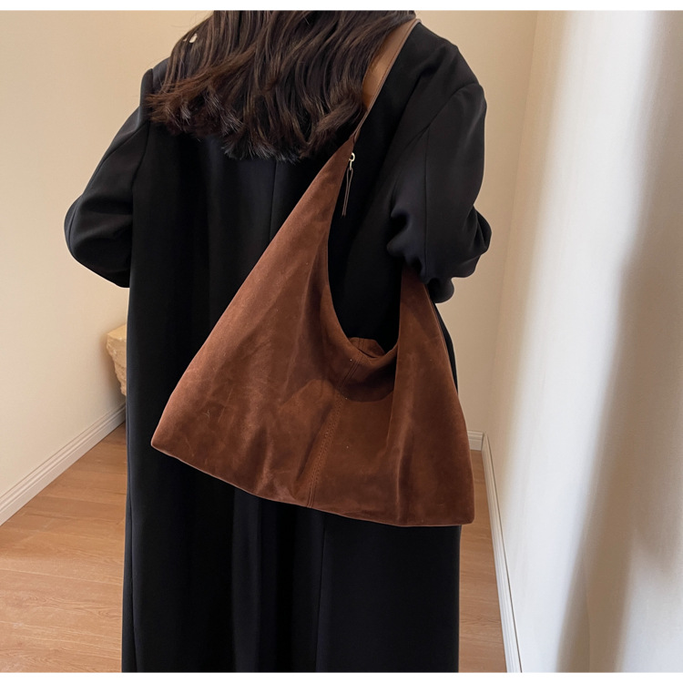 Retro matte tote bag, autumn and winter bag, commuter underarm bag, large-capacity single-shoulder tote bag, simple single-shoulder bag for women pic 34