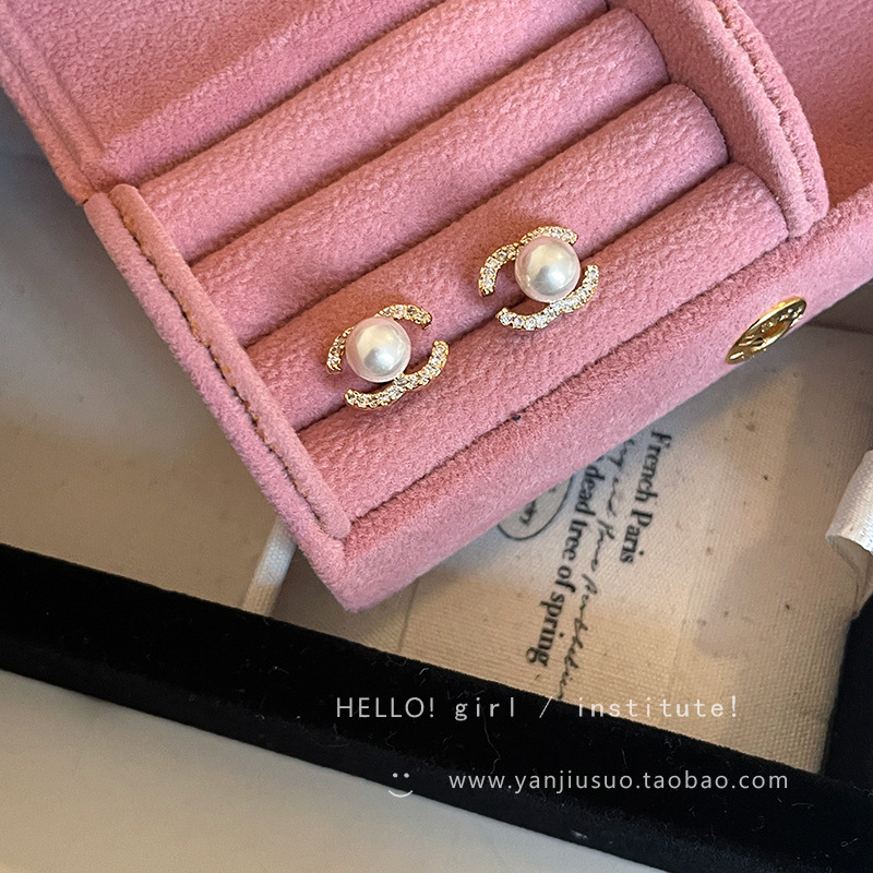 法式小香风珍珠锆石耳钉女秋冬高级感轻奢气质耳环小巧精致耳饰品详情6