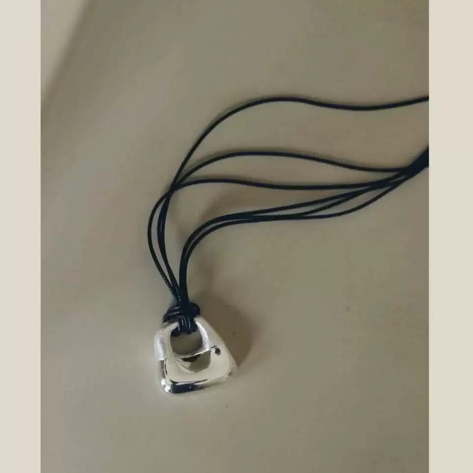 银丝刺绣肌理锁包吊坠长项链耳环小众设计高级感简约可调节项链女详情7