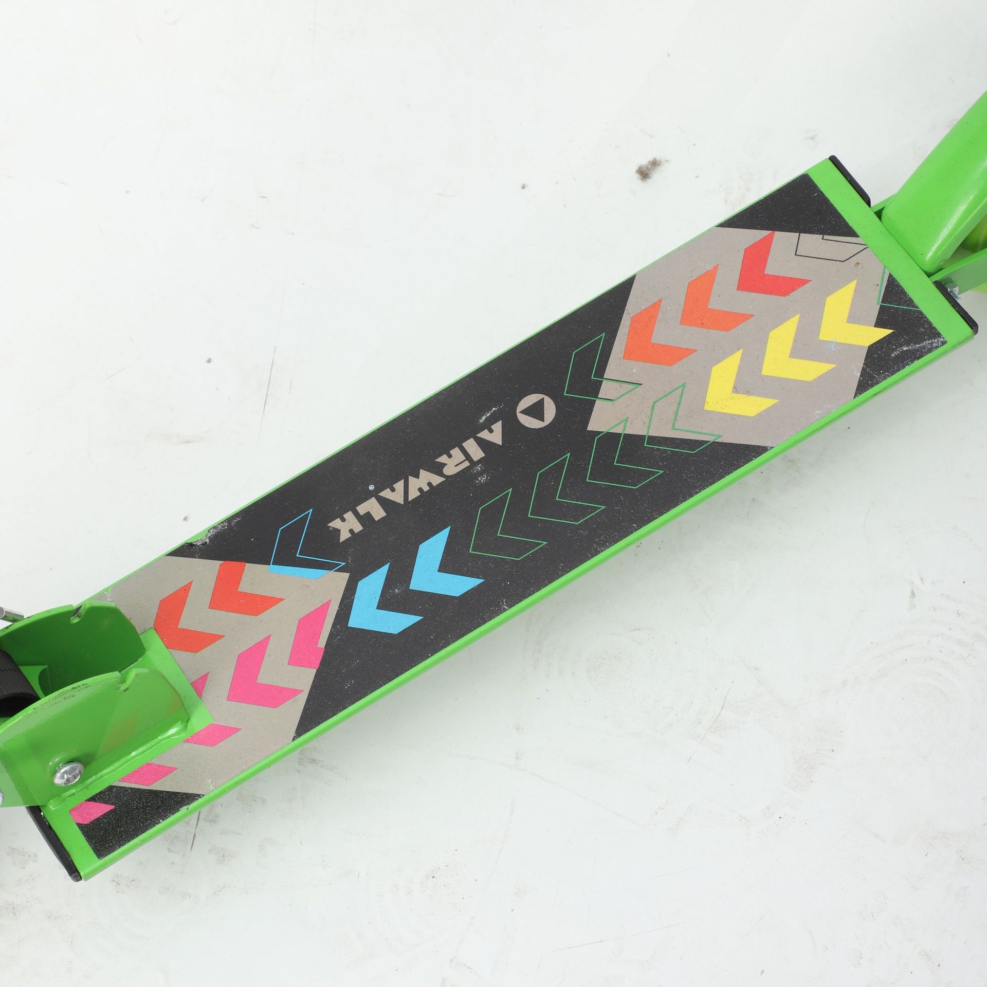 儿童滑板车PVC闪轮三挡高度可调节前置螺旋减震防滑手柄滑行车详情6