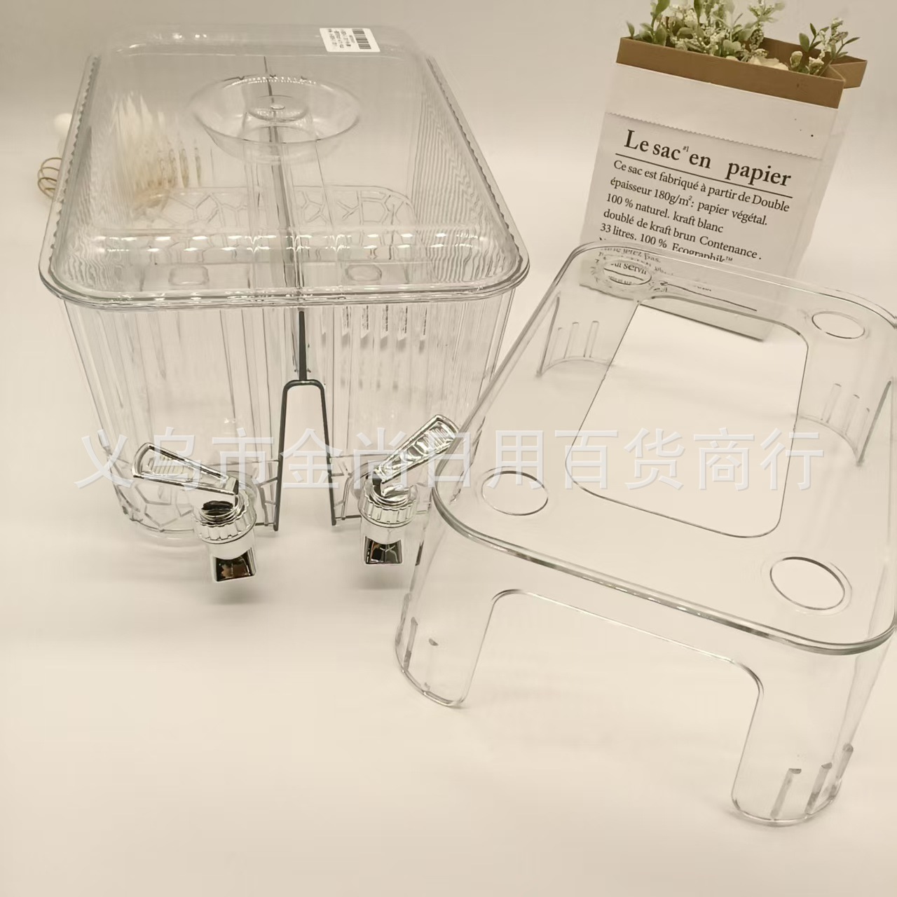 A large-capacity cold water bucket with compartments and a faucet that can hold 2 types of beverages. It is a must-have beverage bucket for home summer pic 3