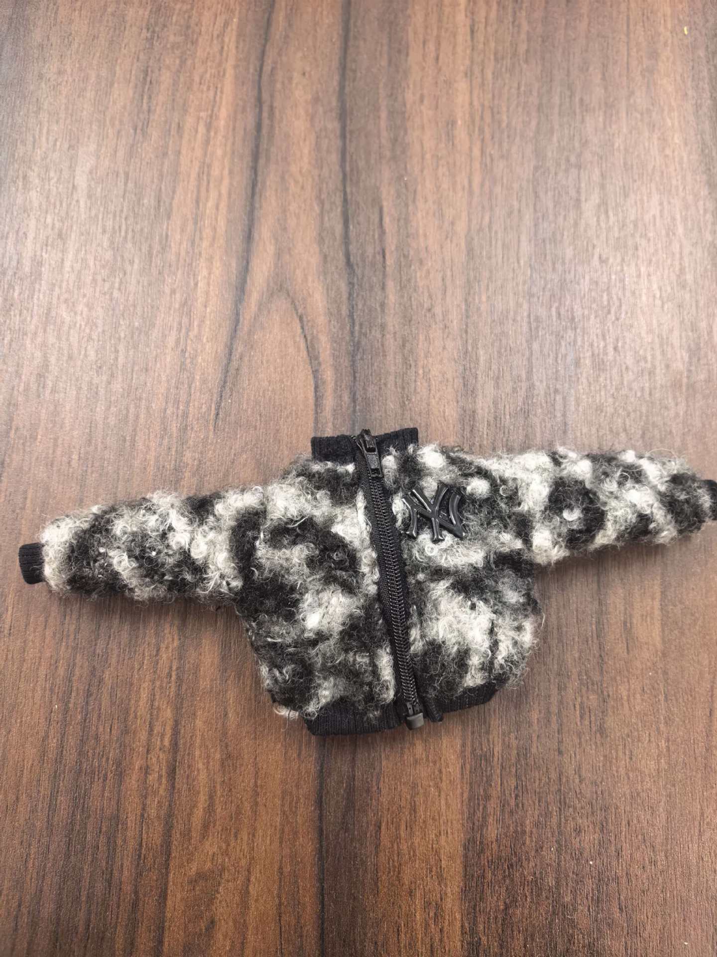 仅娃衣嘎子姐蓬松羊羔毛外套豹纹卷毛大衣百搭秋冬衣服换装详情2