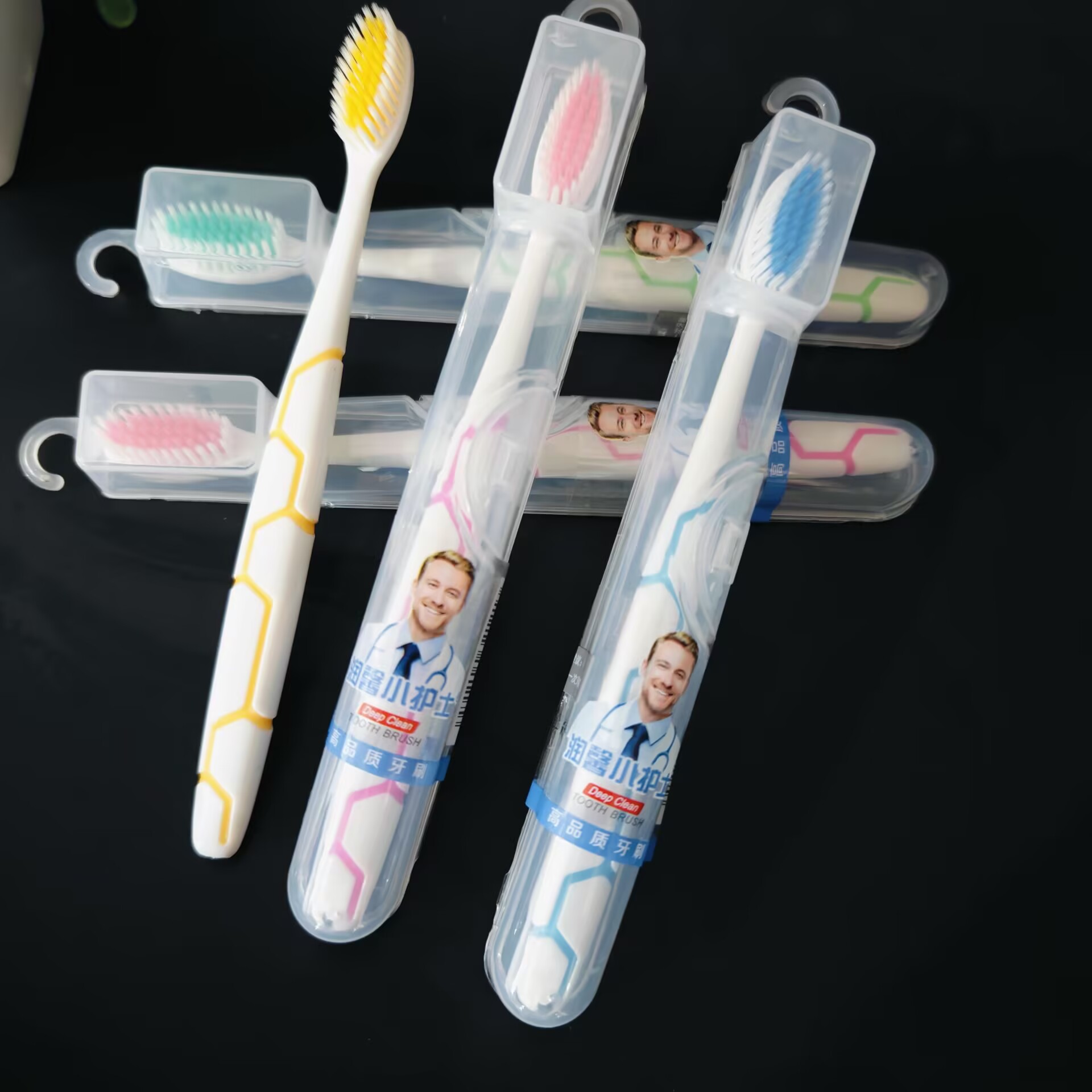 【 Zone 2-10 】121 toothbrushes: 20 yuan per box, 240 yuan per case. 121 toothbrushes, individually packaged in boxes, travel portable toothbrushes, suitable for both men and women, color toothbrushes, wholesale at 2 yuan pic 2