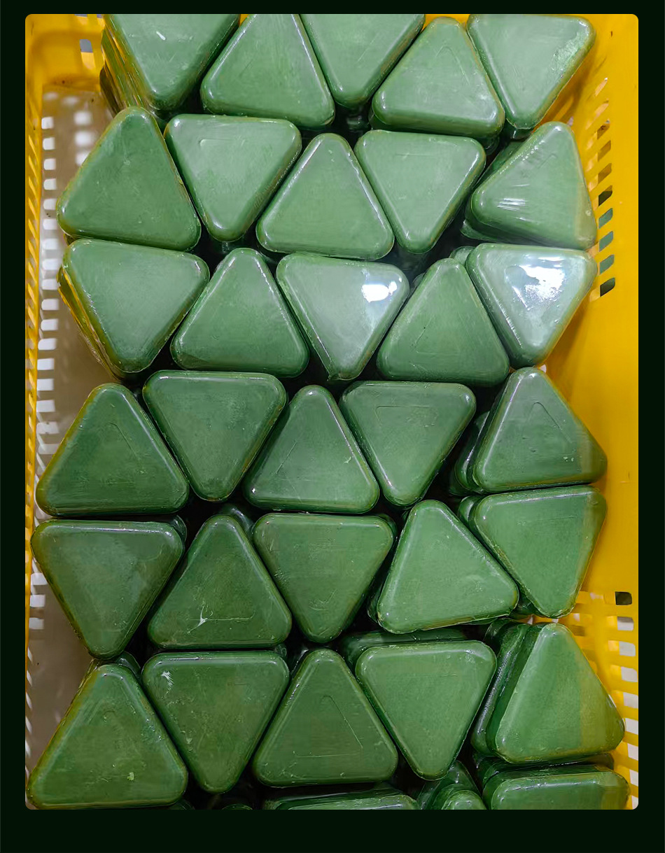 侧柏叶乌斯曼洗发皂新疆何首乌植物草本精油皂养发香皂护发手工皂详情12