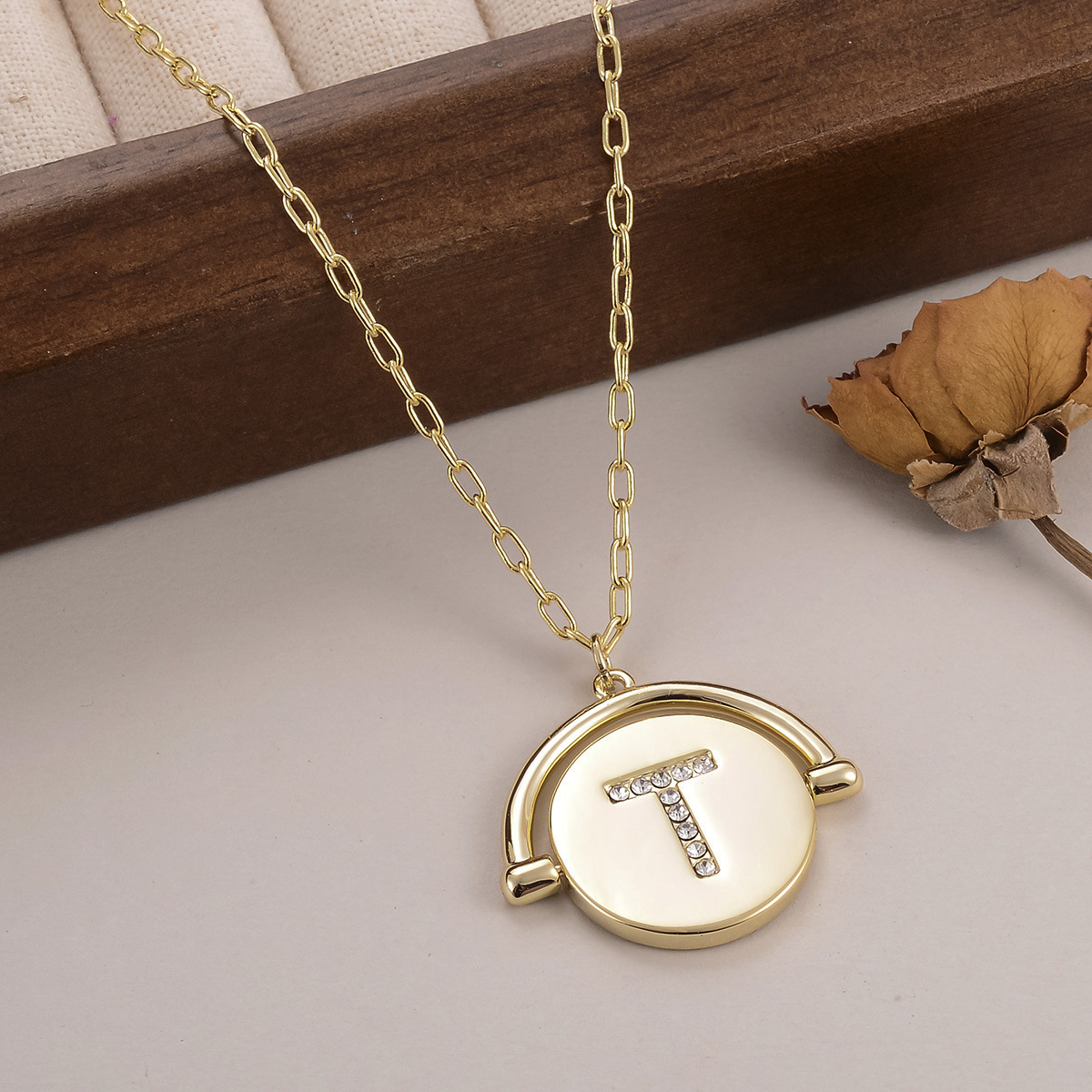 European and American letter fashion pendant, niche round English collarbone chain, versatile for women, light luxury, diamond-encrusted, personalized factory wholesale pic 32