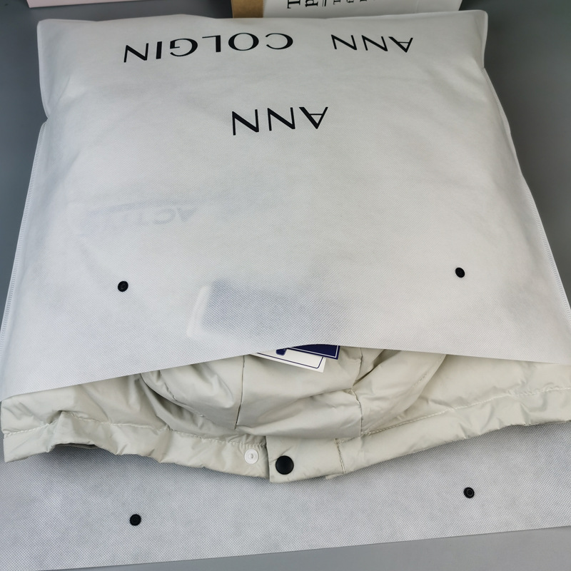 现货服装包装袋加厚无纺布衣服按扣收纳袋暗扣密封女装包装信封袋详情23