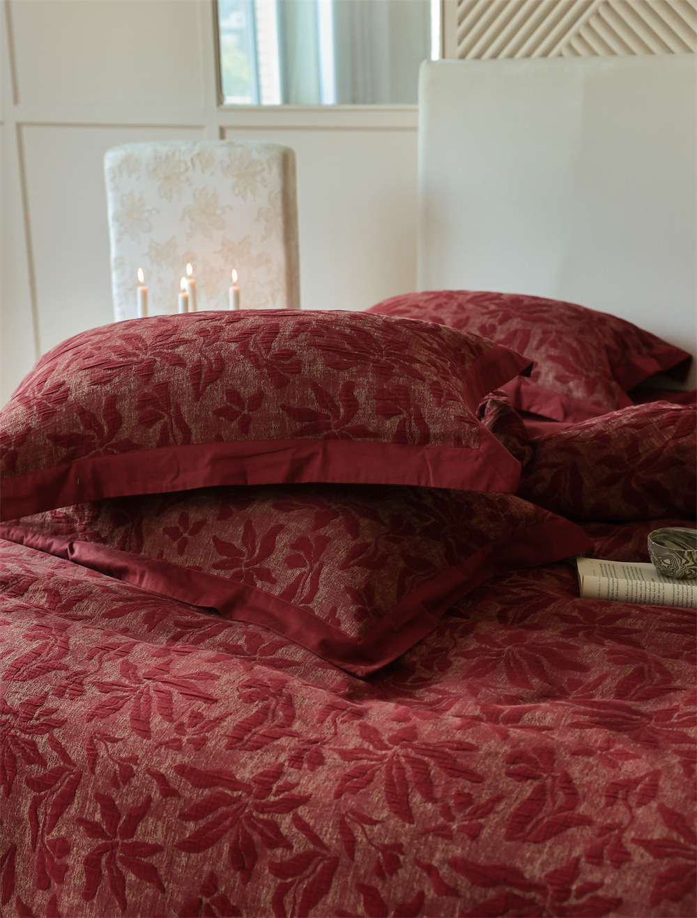 Class A retro jacquard all-cotton wedding four-piece set, a red pure cotton high-end wedding room bedding pic 11