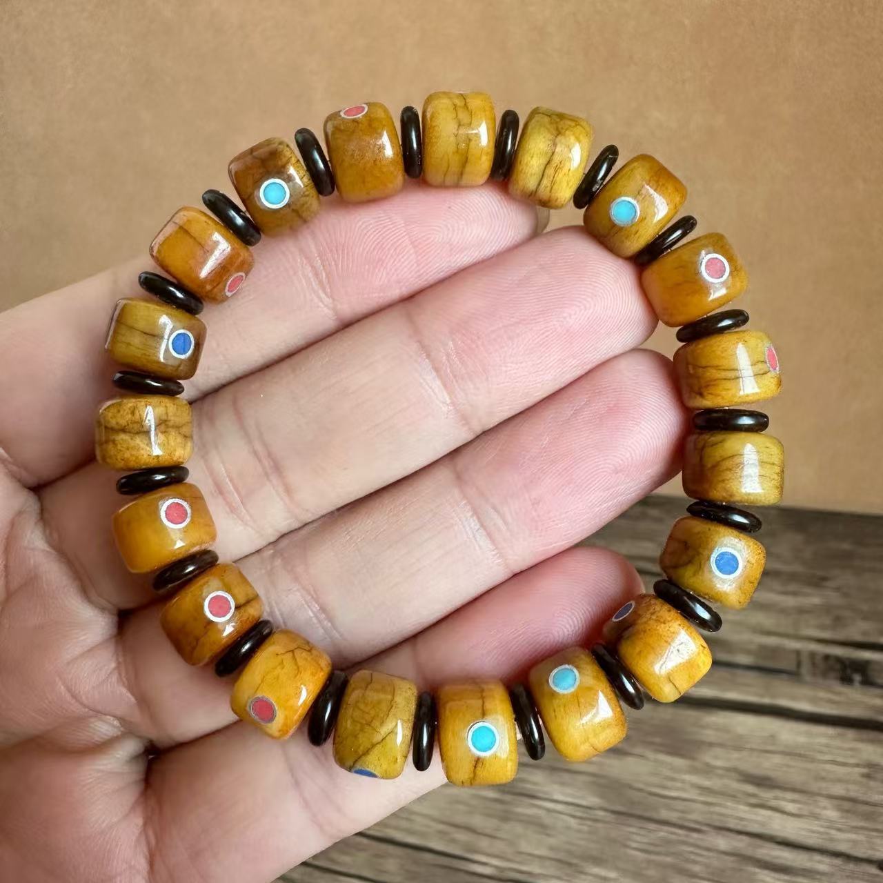 Authentic Tibetan yak bone bracelet for men, inlaid with gemstones and old pearl accessories, ethnic style Tibetan-style bone bracelet collectible pic 16