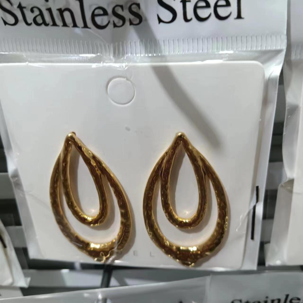 Factory wholesale stainless steel earrings, 18k real gold electroplated titanium steel retro embossed square bread hollow earrings pic 5