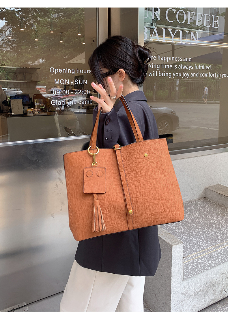 真皮手提包女头层牛皮托特包大容量水桶包真皮女士包包单肩斜挎包详情46