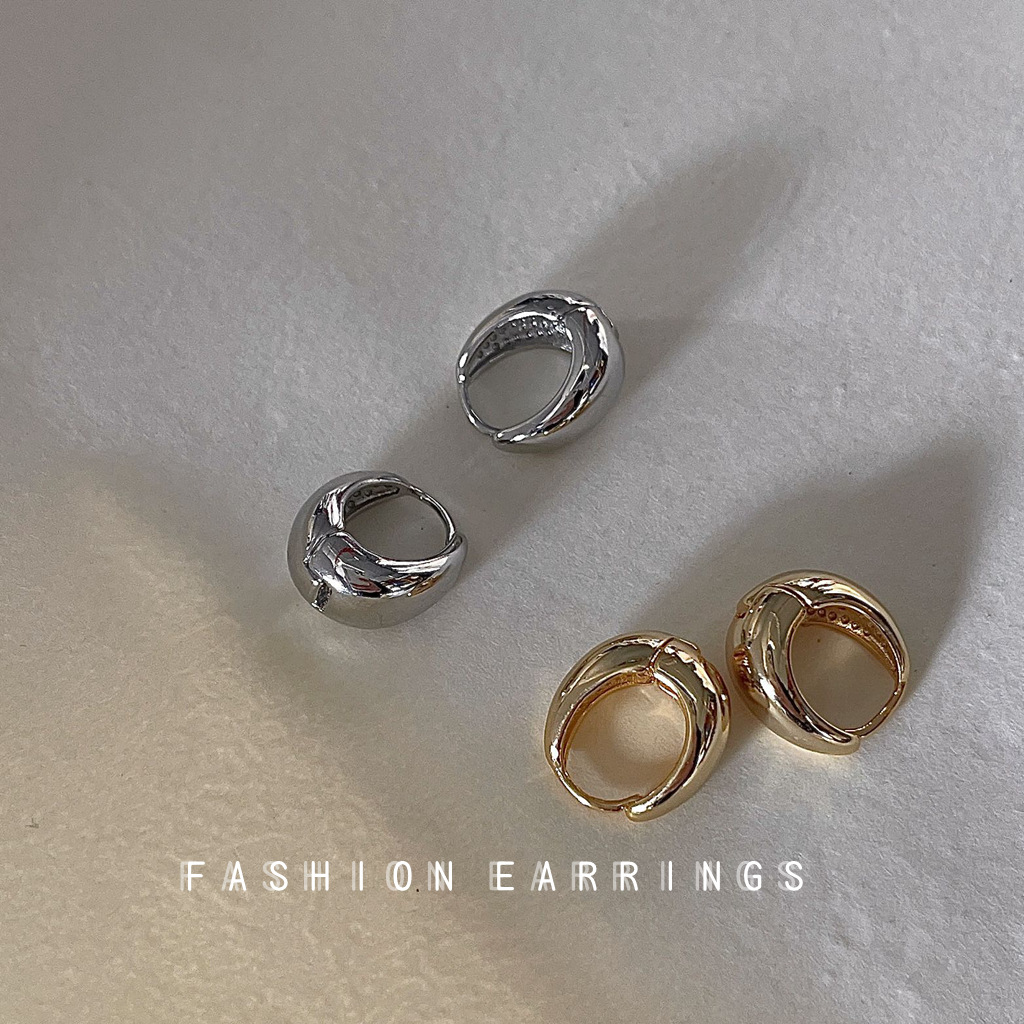 High-end feel ~ French simple smooth electroplated 14K ear buckles, daily metal feel earrings, factory earrings wholesale new style pic 1