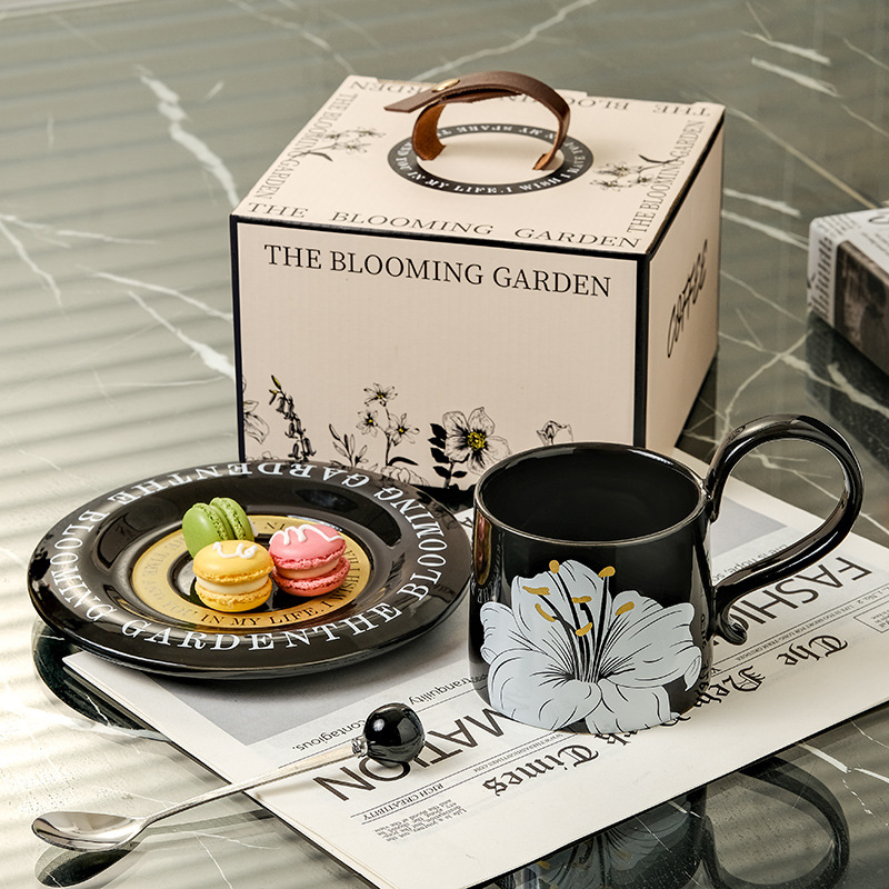 Retro-style ceramic coffee cups and saucers with a light luxury and high-end feel, afternoon tea coffee cups, home mugs, gift boxes, and souvenirs pic 11